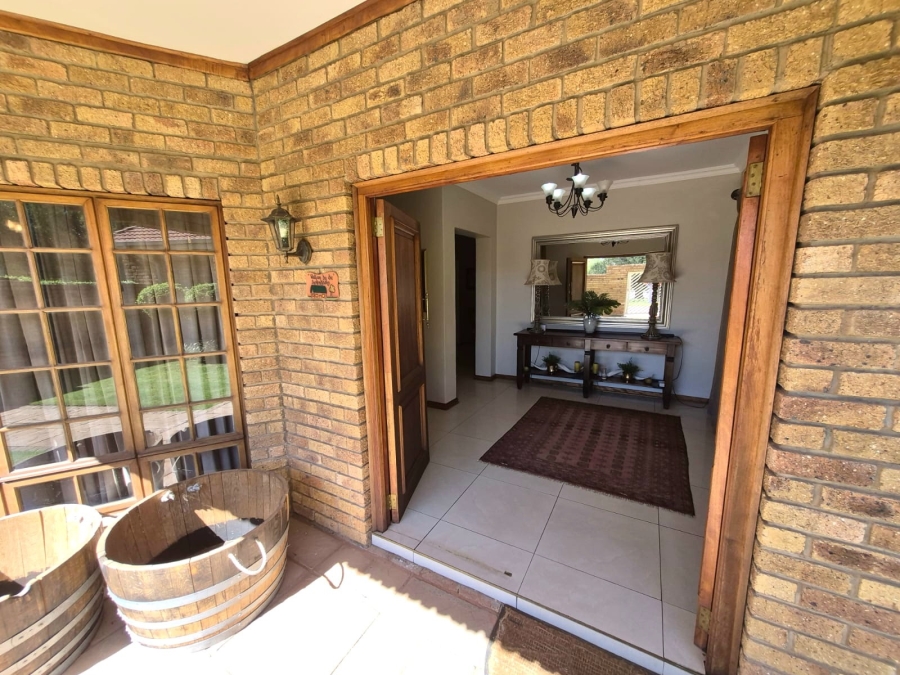 4 Bedroom Property for Sale in Royldene Northern Cape